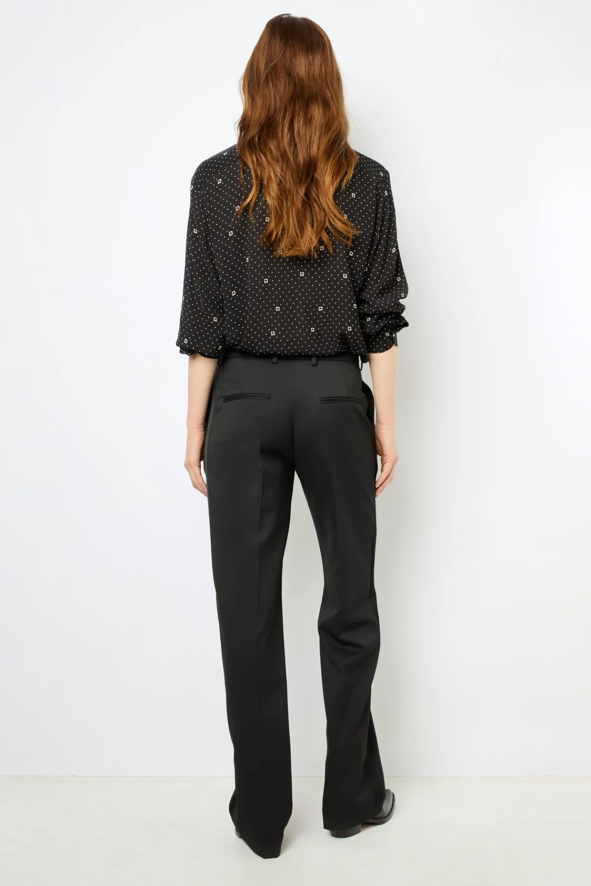 black_tuxedo_pants__daho_3.webp Discount Black tuxedo pants - DAHO Trousers | Suits & Outfits