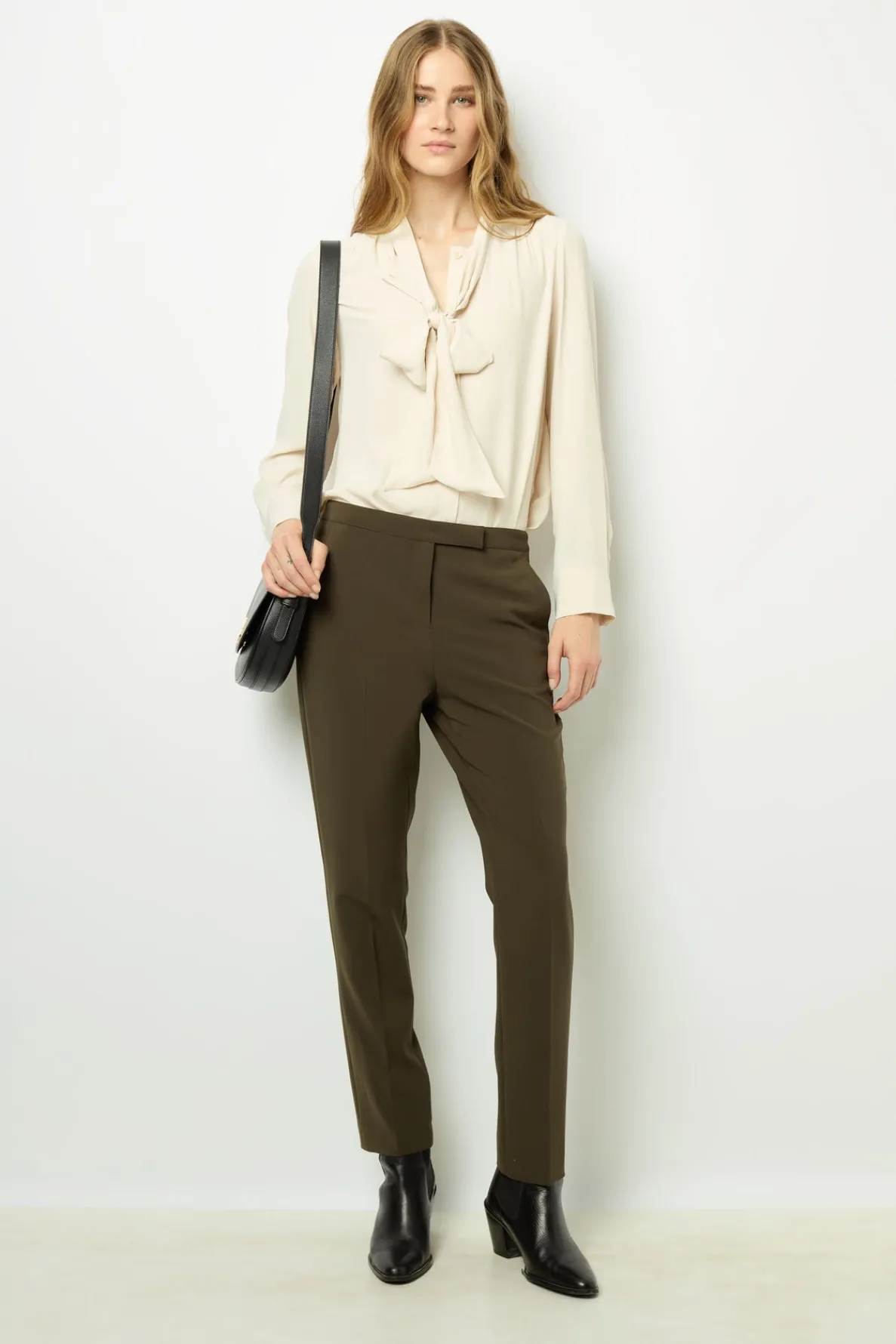 elasticated_slim_pants__n_0.webp New Elasticated slim pants - NEA Trousers