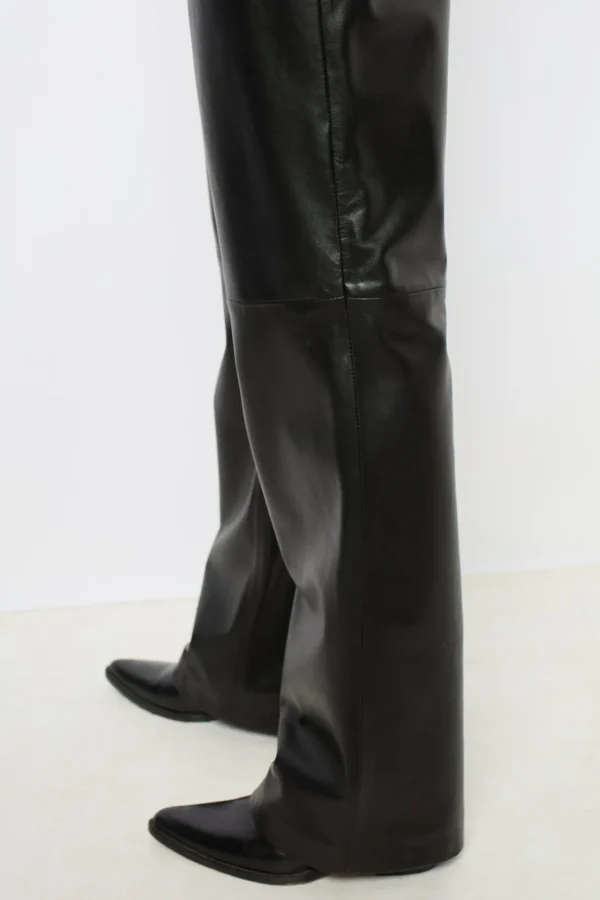 Outlet Straight leather pants - NOOR Leather & Pelts