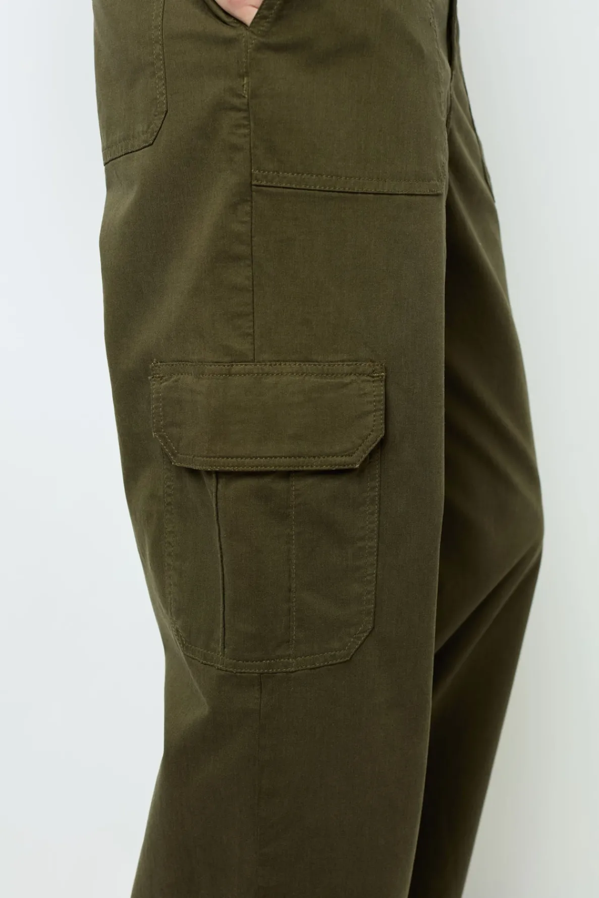 wideleg_cargo_pants__numa_2.webp Discount Wide-leg cargo pants - NUMA Trousers