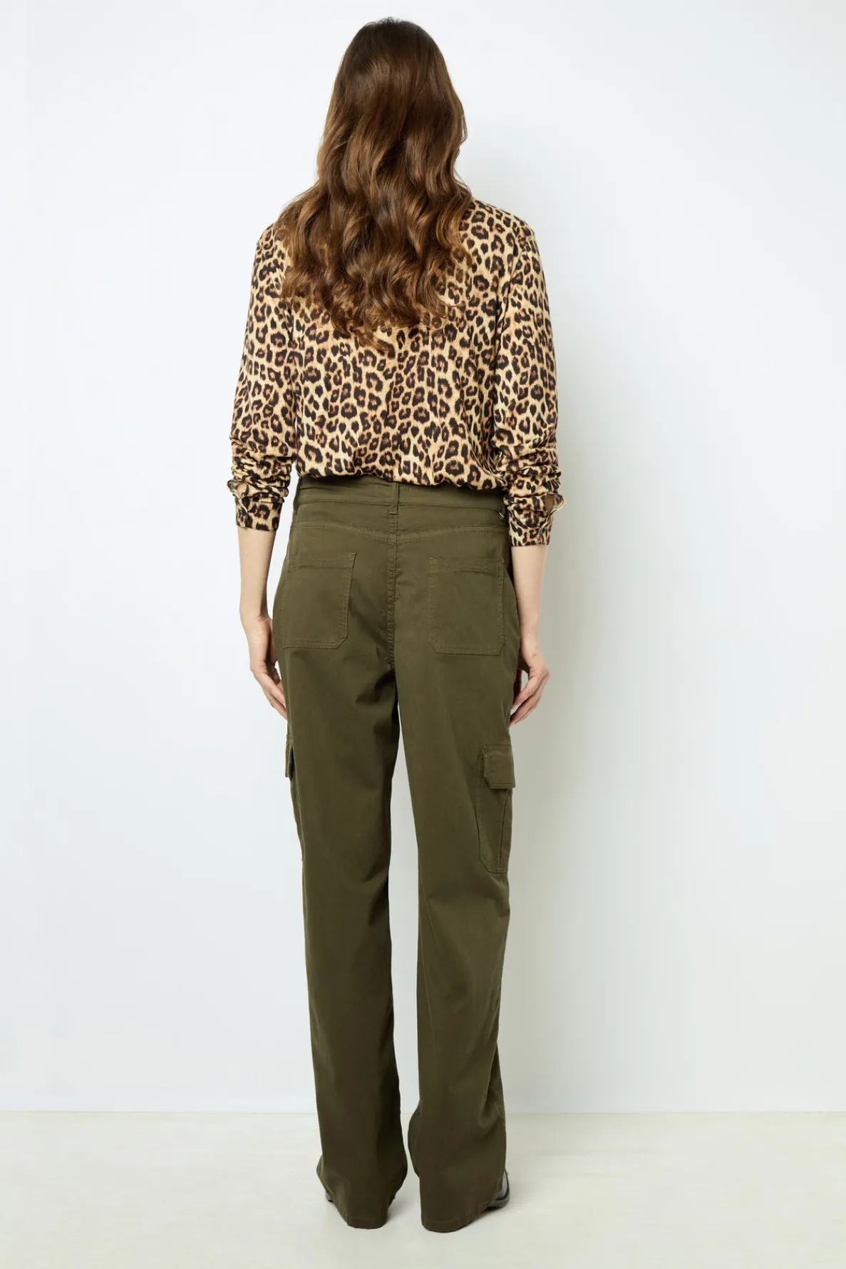 wideleg_cargo_pants__numa_3.webp Discount Wide-leg cargo pants - NUMA Trousers